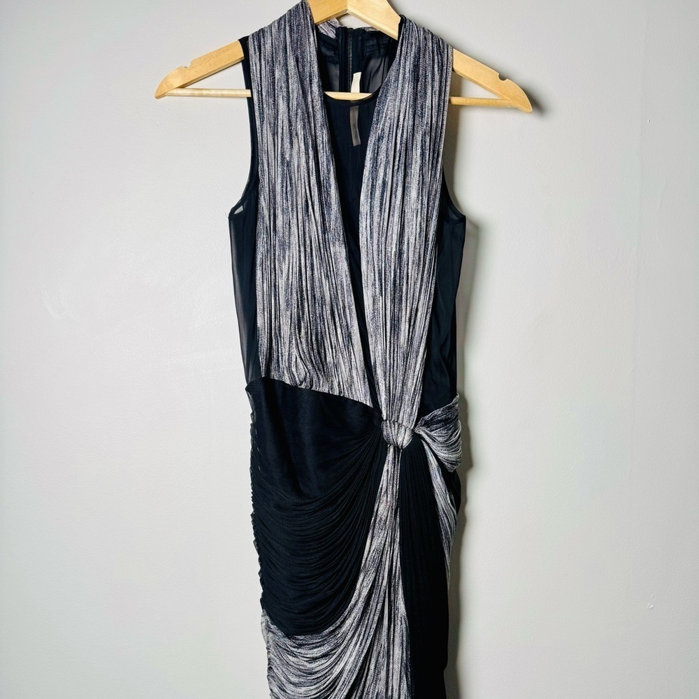 Willow Silk Draped Sleeveless Black Mini Party Dress w Silver Sz 2 US RARE